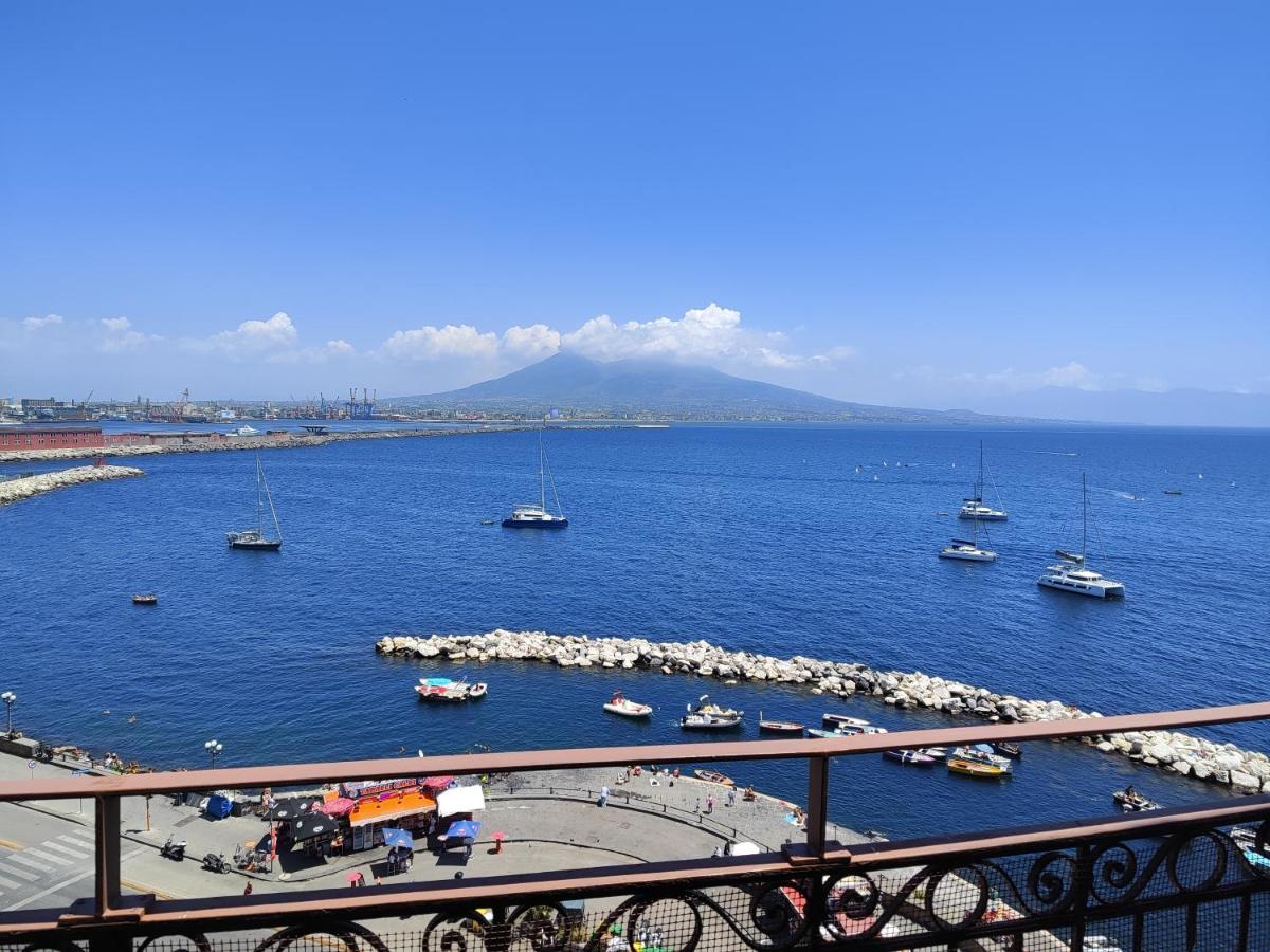 Santa Lucia Luxury Apartment Napoli Ngoại thất bức ảnh